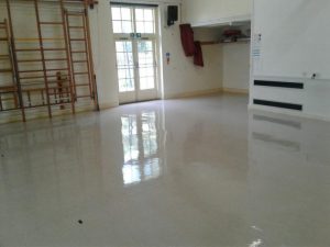 After- the finished floor shines